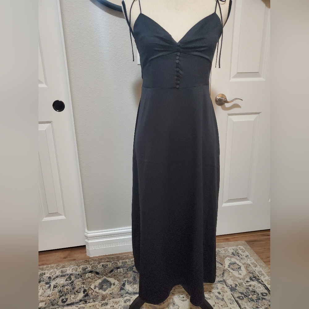 SATIN SLIP DRESS IN EXCELLENT CONDITION!